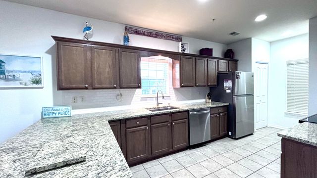 330 South Wildwood Drive Bldg 6 Unit 6, Branson, MO 65616