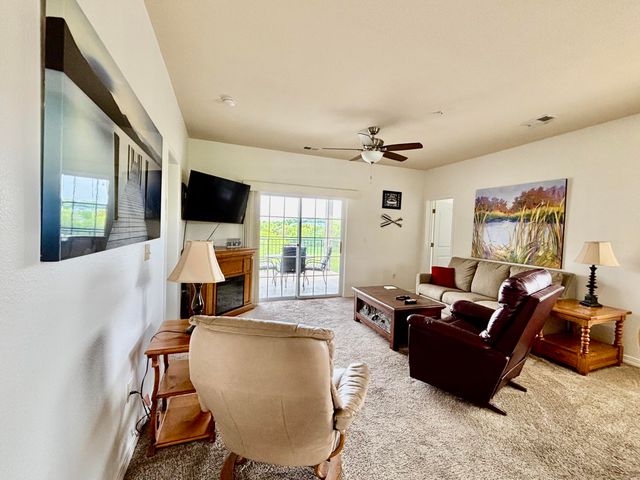 330 South Wildwood Drive Bldg 6 Unit 6, Branson, MO 65616