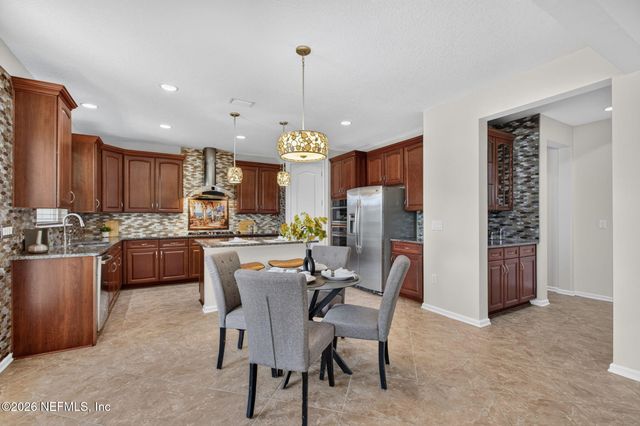 127 ROCKCREEK Drive, St. Johns, FL 32259