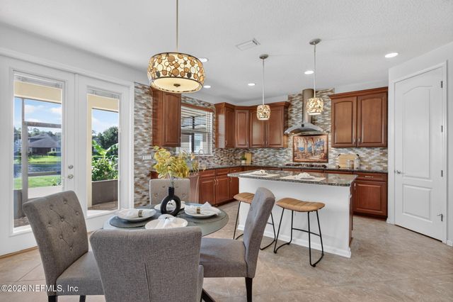 127 ROCKCREEK Drive, St. Johns, FL 32259