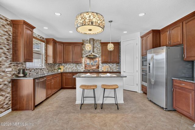 127 ROCKCREEK Drive, St. Johns, FL 32259