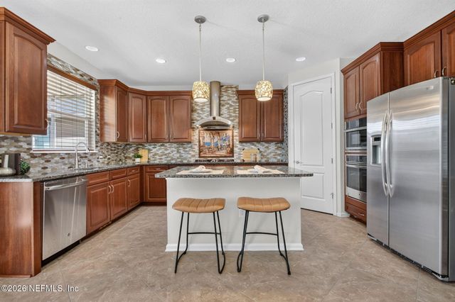 127 ROCKCREEK Drive, St. Johns, FL 32259