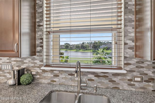 127 ROCKCREEK Drive, St. Johns, FL 32259