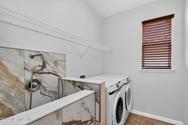 127 ROCKCREEK Drive, St. Johns, FL 32259