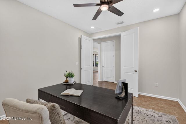 127 ROCKCREEK Drive, St. Johns, FL 32259