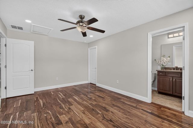 127 ROCKCREEK Drive, St. Johns, FL 32259