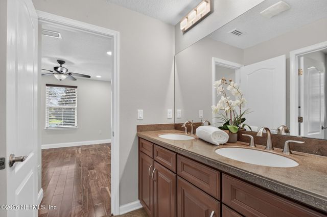 127 ROCKCREEK Drive, St. Johns, FL 32259
