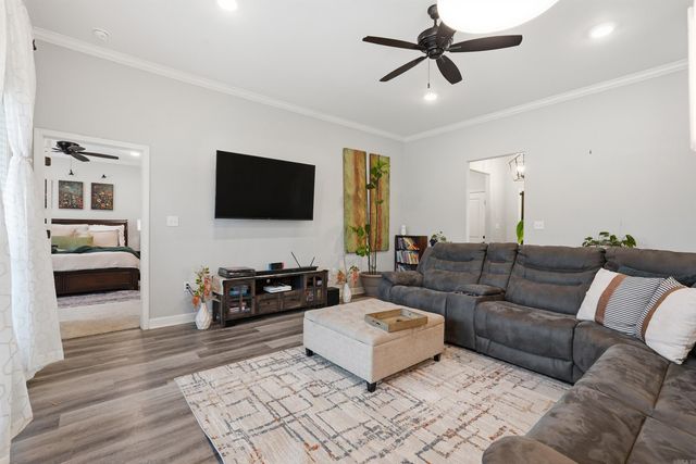 14 Wedgewood Drive, Greenbrier, AR 72058