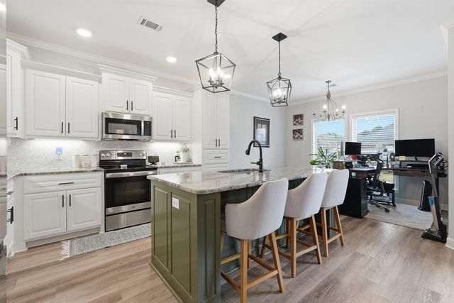 14 Wedgewood Drive, Greenbrier, AR 72058