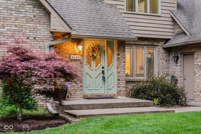 4640 Harrison Ridge Road, Columbus, IN 47201