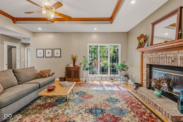 4640 Harrison Ridge Road, Columbus, IN 47201