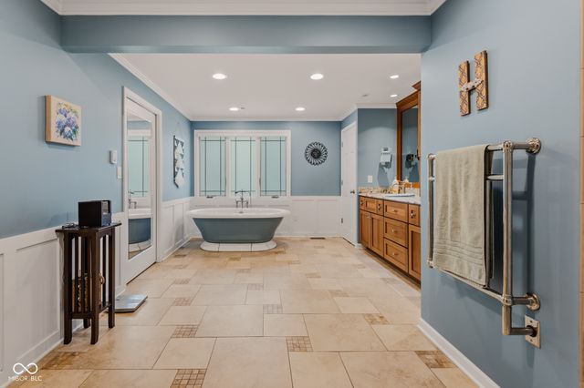 4640 Harrison Ridge Road, Columbus, IN 47201