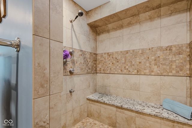 4640 Harrison Ridge Road, Columbus, IN 47201