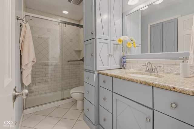 4640 Harrison Ridge Road, Columbus, IN 47201