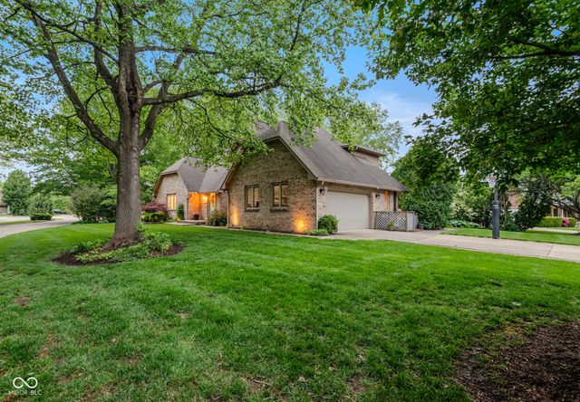 4640 Harrison Ridge Road, Columbus, IN 47201