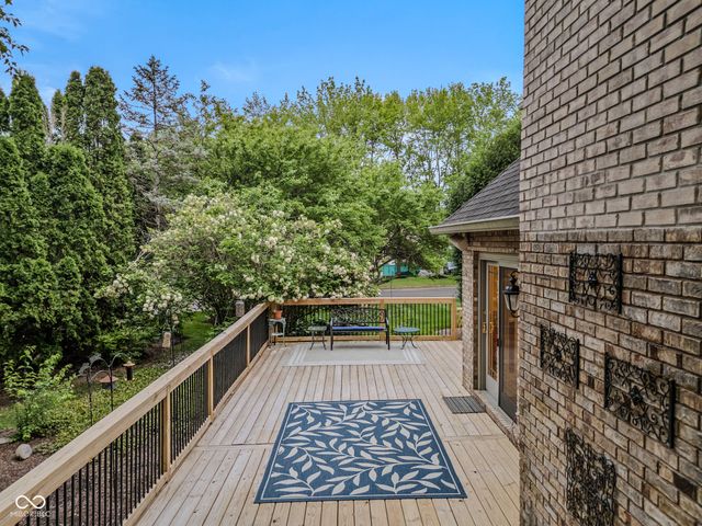 4640 Harrison Ridge Road, Columbus, IN 47201