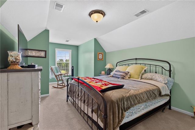 32605 E 175th Street, Pleasant Hill, MO 64080