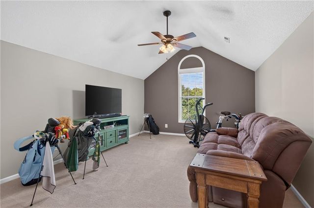 32605 E 175th Street, Pleasant Hill, MO 64080
