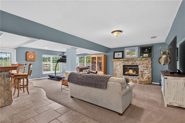 32605 E 175th Street, Pleasant Hill, MO 64080
