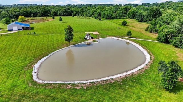 32605 E 175th Street, Pleasant Hill, MO 64080