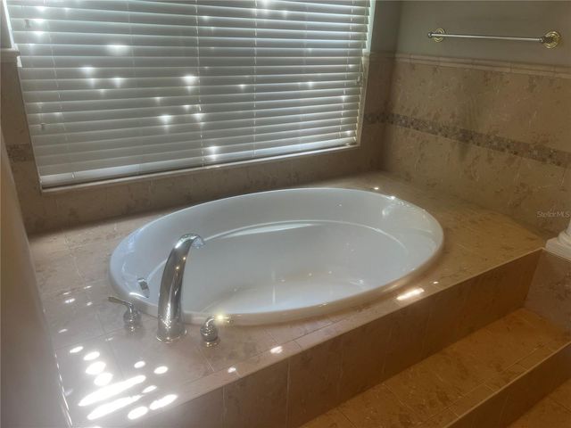 6573 SIMONE SHORES CIRCLE, Apollo Beach, FL 33572