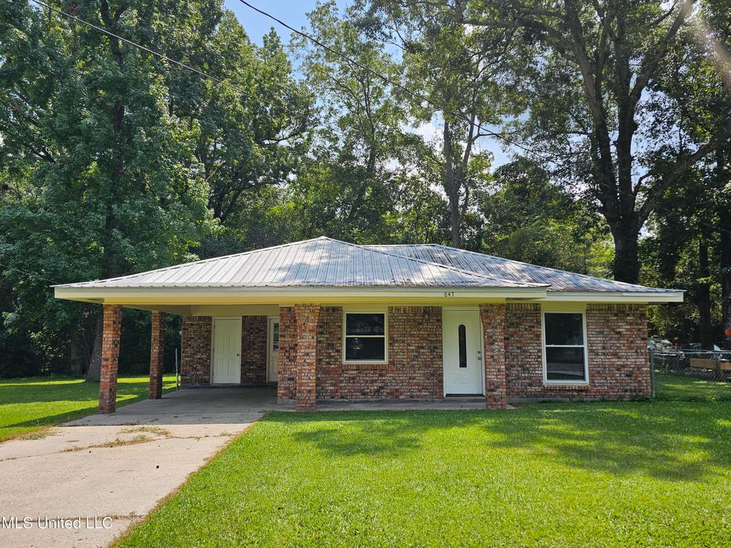 847 Herrin Drive, Picayune, MS 39466