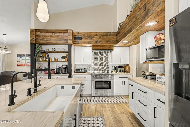 22504 N 61ST Drive, Glendale, AZ 85310