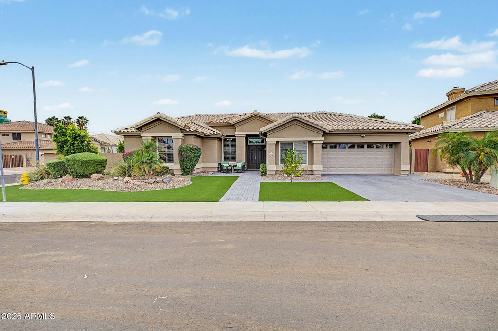 22504 N 61ST Drive, Glendale, AZ 85310 — photo 5