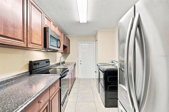 605 NORTHLAKE BOULEVARD 33, Altamonte Springs, FL 32701