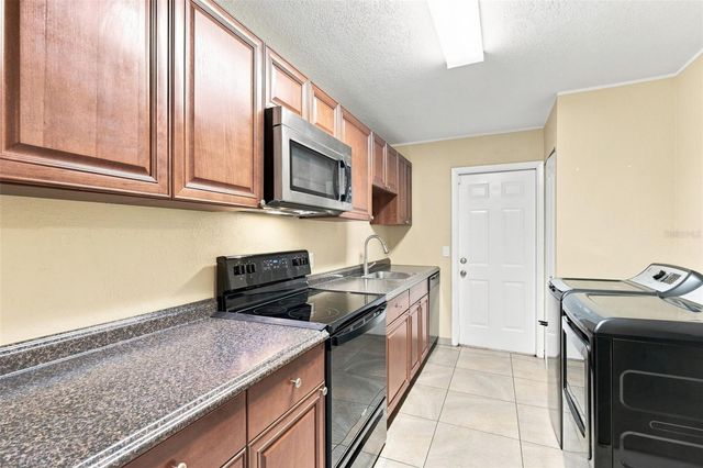 605 NORTHLAKE BOULEVARD 33, Altamonte Springs, FL 32701
