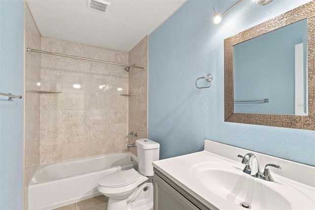 605 NORTHLAKE BOULEVARD 33, Altamonte Springs, FL 32701