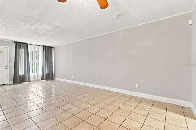 605 NORTHLAKE BOULEVARD 33, Altamonte Springs, FL 32701