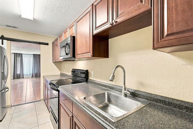 605 NORTHLAKE BOULEVARD 33, Altamonte Springs, FL 32701