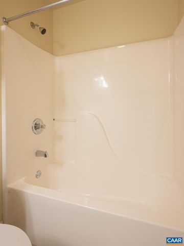 1041 CARRINGTON PL, Charlottesville, VA 22901