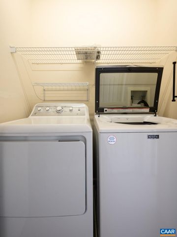 1041 CARRINGTON PL, Charlottesville, VA 22901