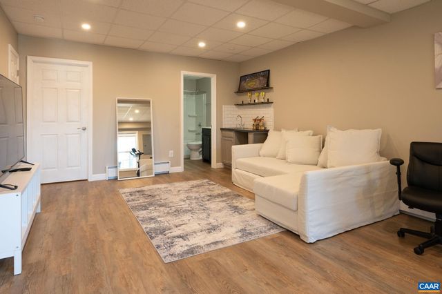 1041 CARRINGTON PL, Charlottesville, VA 22901