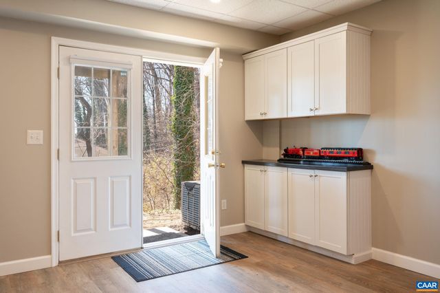 1041 CARRINGTON PL, Charlottesville, VA 22901