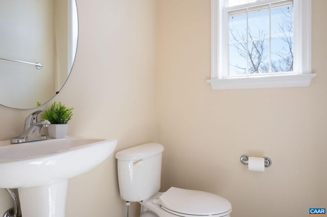 1041 CARRINGTON PL, Charlottesville, VA 22901