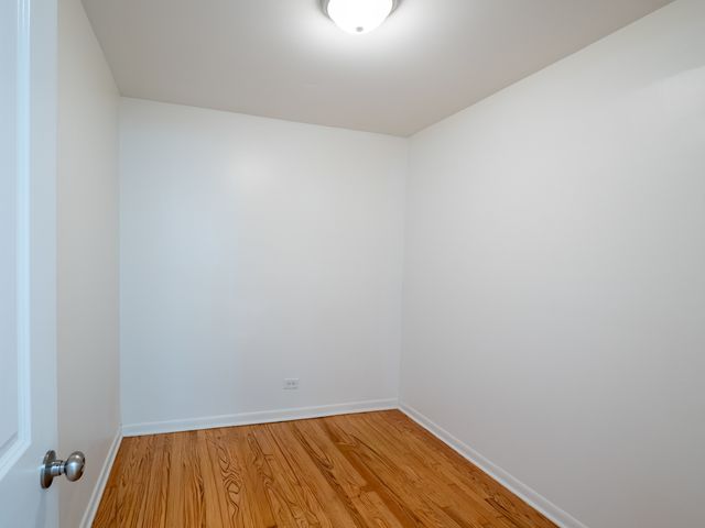 9662 Golf Terrace 2E, Des Plaines, IL 60016