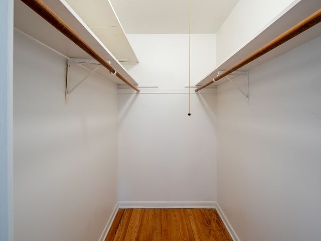 9662 Golf Terrace 2E, Des Plaines, IL 60016