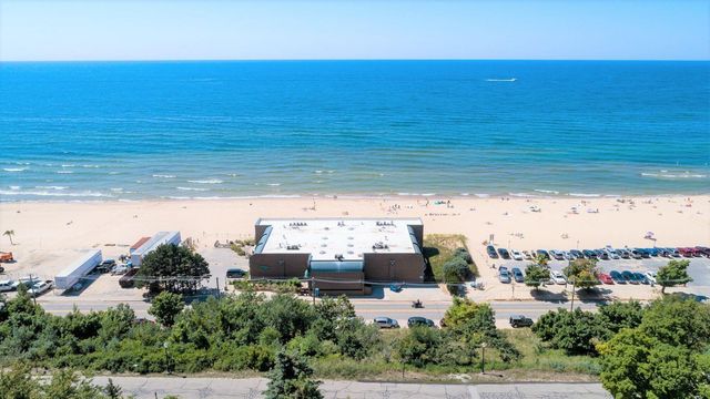 1159 S Harbor Drive B-3, Grand Haven City, MI 49417