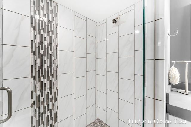 1159 S Harbor Drive B-3, Grand Haven City, MI 49417