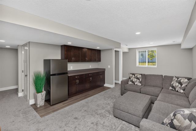1002 NE 14th Street, Grimes, IA 50111