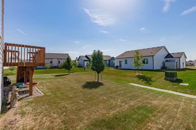 1002 NE 14th Street, Grimes, IA 50111