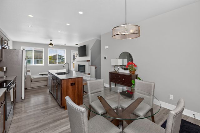 1002 NE 14th Street, Grimes, IA 50111