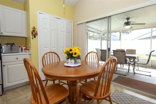 412 KINGS EAGLE LANE, Apopka, FL 32712