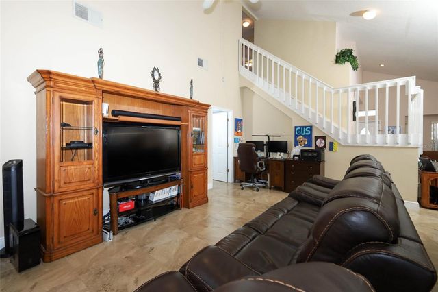 412 KINGS EAGLE LANE, Apopka, FL 32712