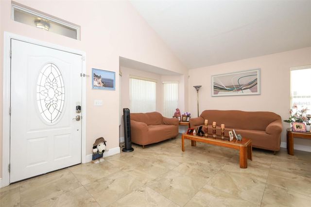 412 KINGS EAGLE LANE, Apopka, FL 32712