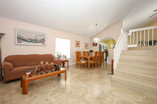 412 KINGS EAGLE LANE, Apopka, FL 32712