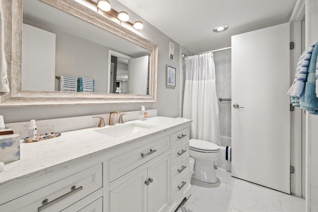 336 Golfview Road 614, North Palm Beach, FL 33408